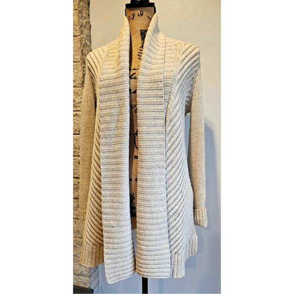 Vince Cardigan Sweater  50% YakYak 50% Wool, Cream, Knit, Shawl, Sz XS - Picture 8 of 10